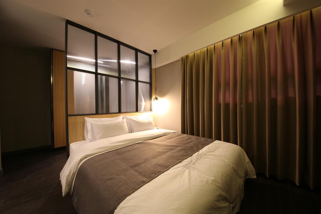 Hotel Chicago Changwon Exterior photo